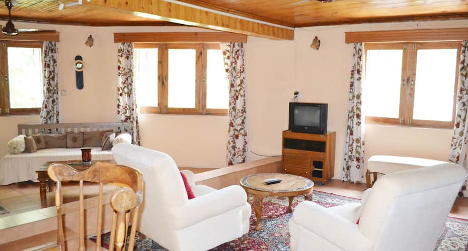 Hotel Paradise Kabine, Srinagar 3
